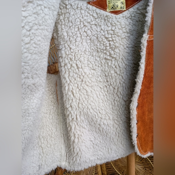 Vintage 1960s-70s Leather & Sheepskin Lined Vest Mexico Size 42! - Picture 5 of 8
